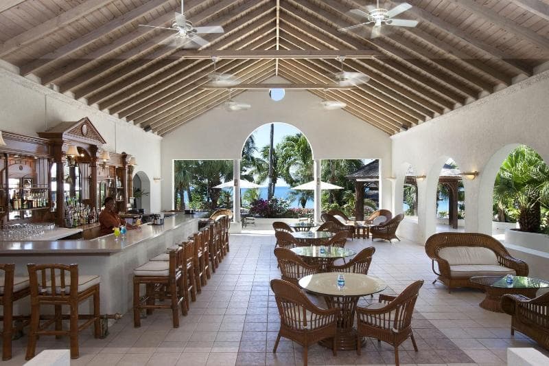 The Cove Suites main