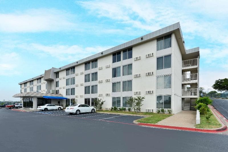 Motel 6 Fort Worth - Downtown East 2