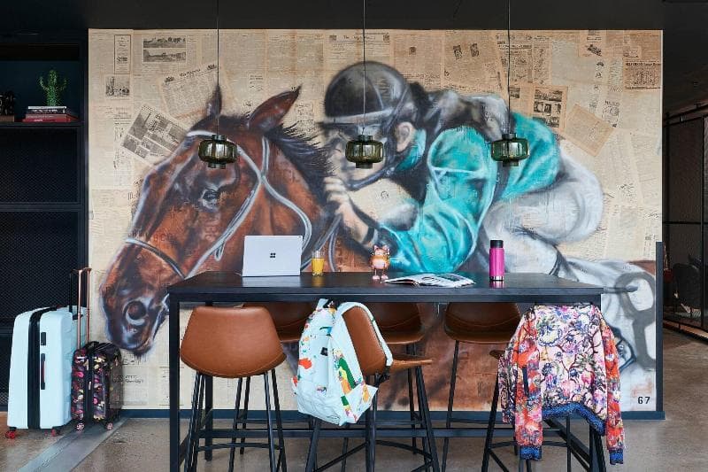 Moxy Chester 5