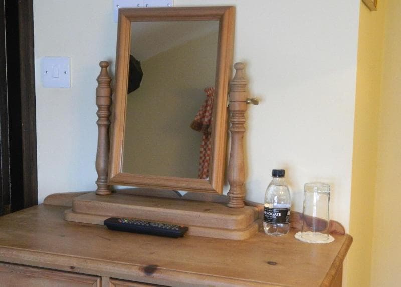 Bert’S Room At The Black Horse Inn 3