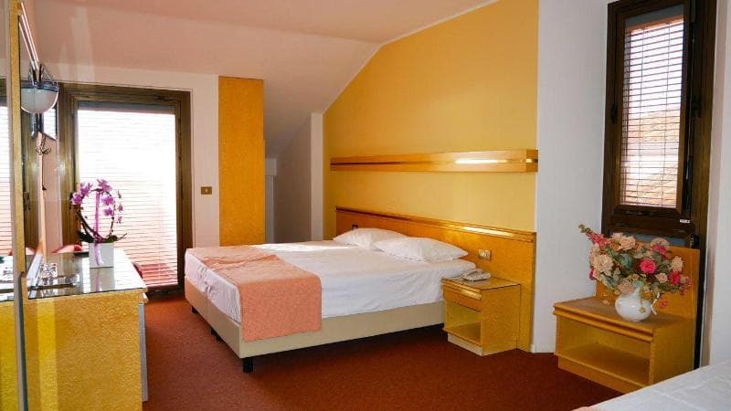Hotel Antares 3