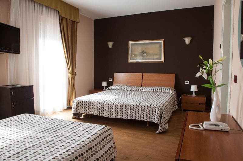 Hotel Master 4