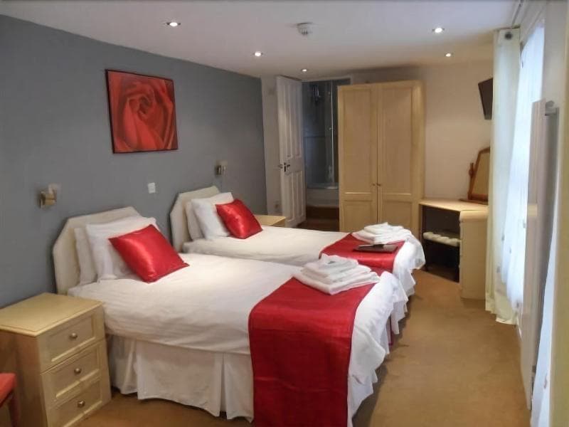 The Cumberland Hotel, Weymouth 4