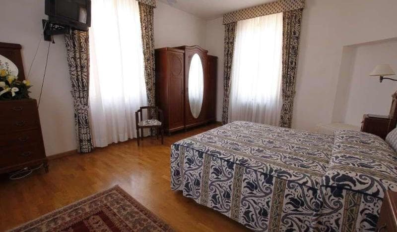 Albergo Italia 5