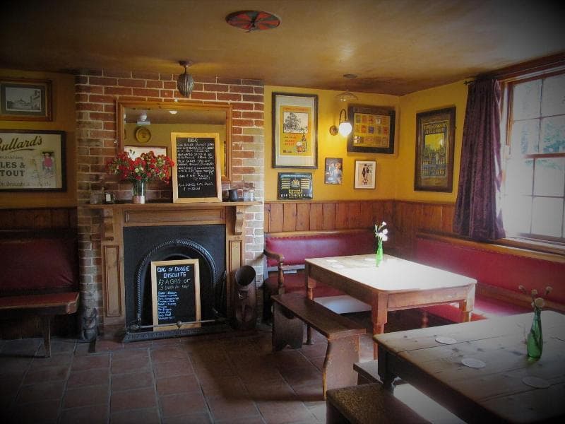 The Three Horseshoes Warham main
