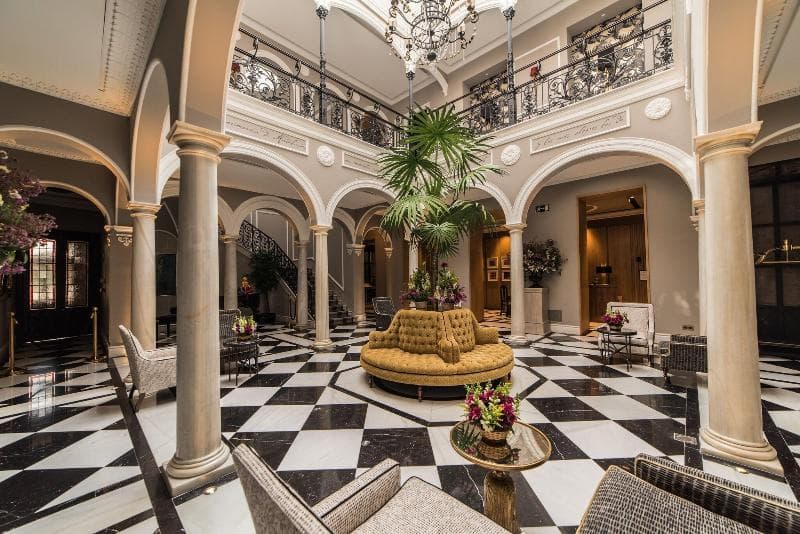 Casa Palacio Maria Luisa 1