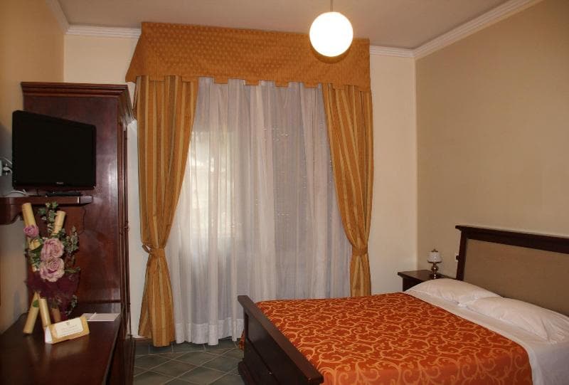 Hotel Girasole 5