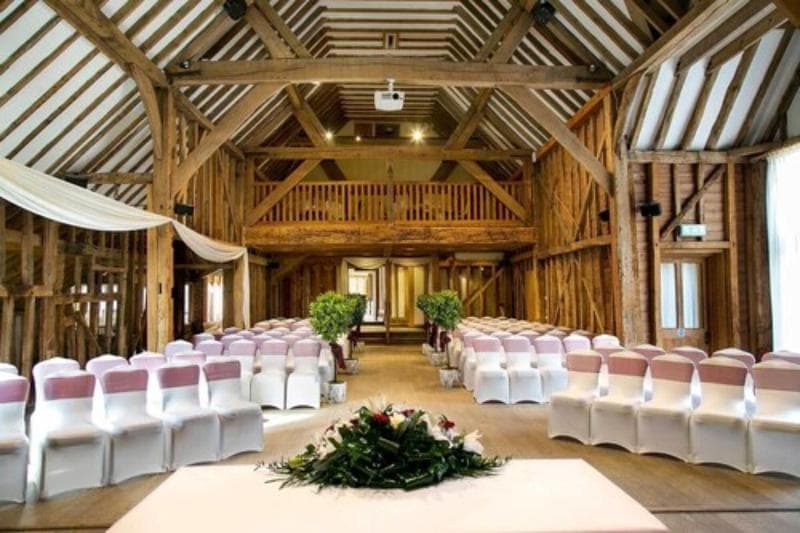 Tewin Bury Farm Hotel 3