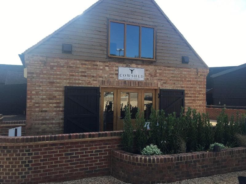 Tewin Bury Farm Hotel 4