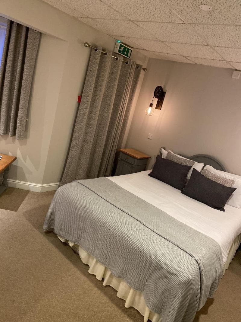 The Bridge Hotel 5