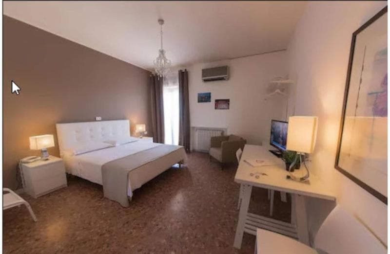 Hotel Riviera 2