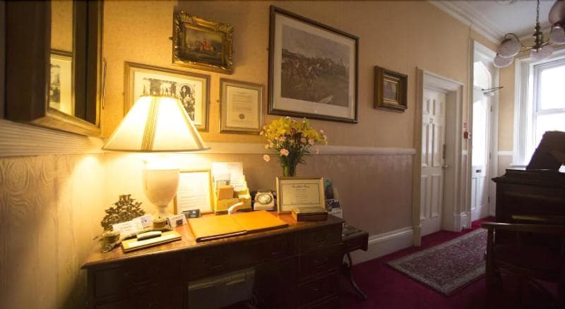 Ascott 4