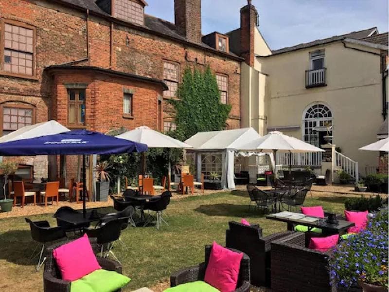 Kings Newmarket (Adults Only) 5
