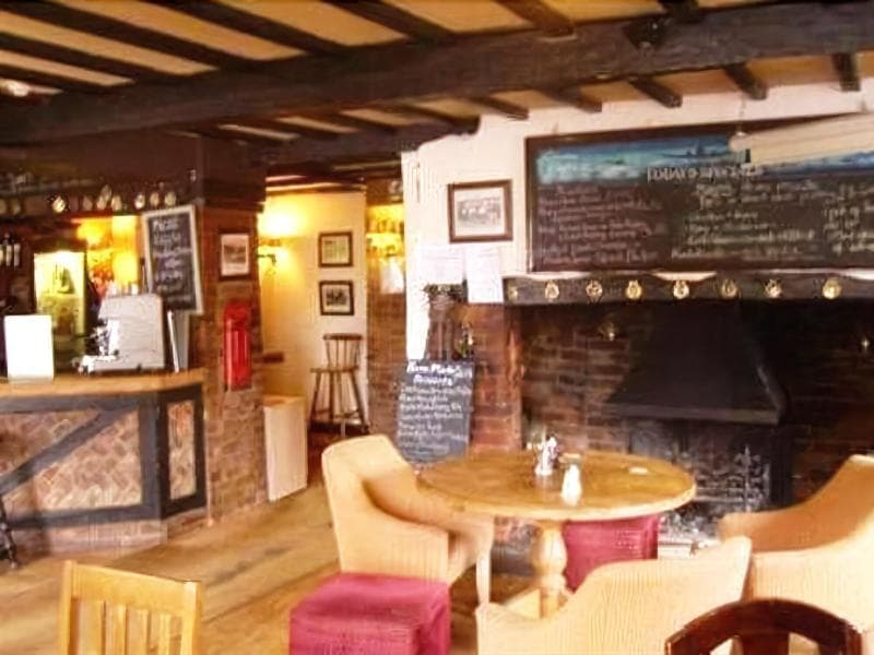 Crown At Aldbourne 5