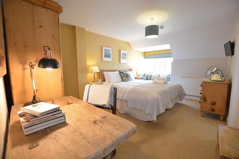 The Dolphin Inn photo 1