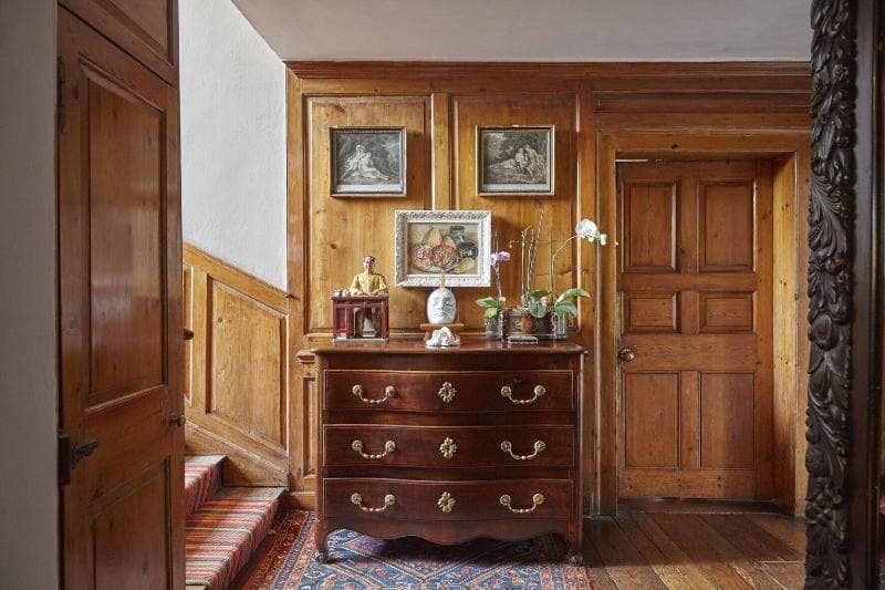 Harlington Manor (Adults Only) 4