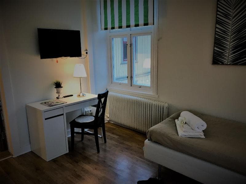 Jarnvagshotellet Skara photo 1