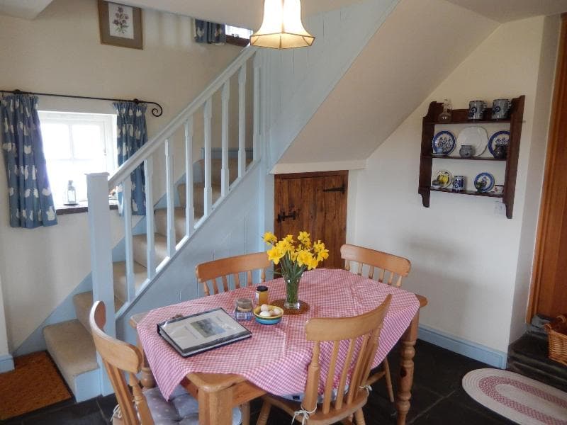 Alltybrain Farm Cottages 5