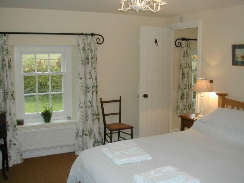 Alltybrain Farm Cottages 4