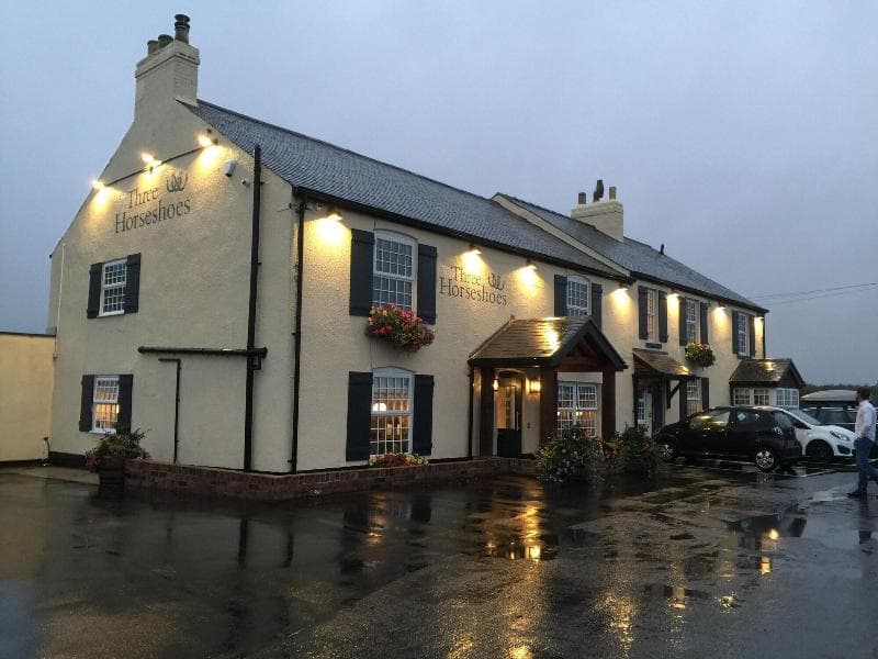 The Three Horseshoes 3