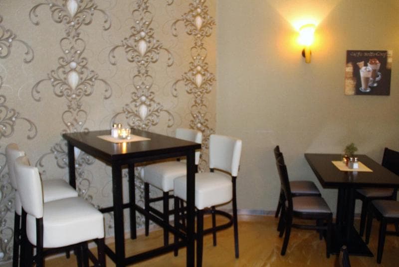 Check-Inn Hotel 3