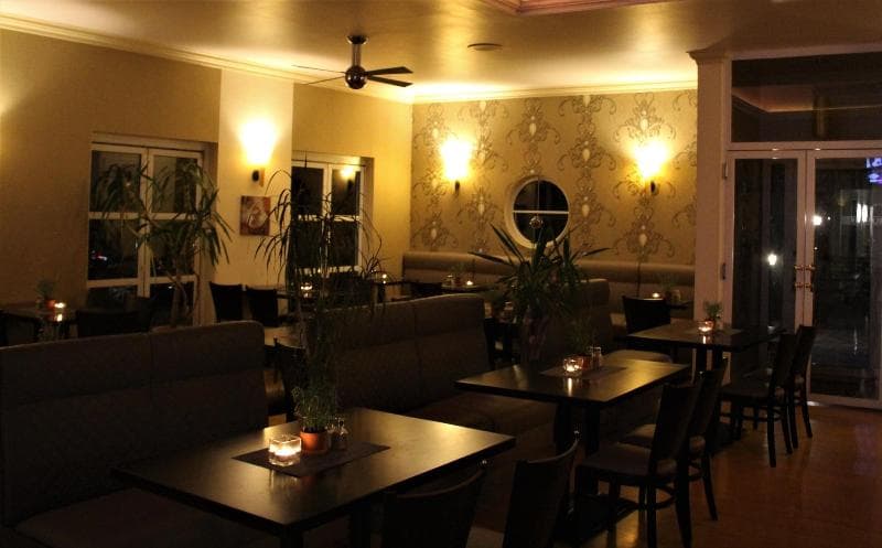 Check-Inn Hotel 5