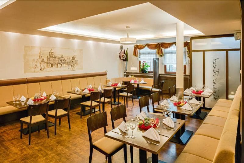 Goldener Engel Hotel - Restaurant main