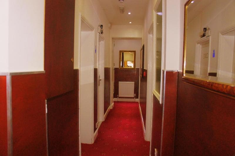 Plaza London Hotel 1