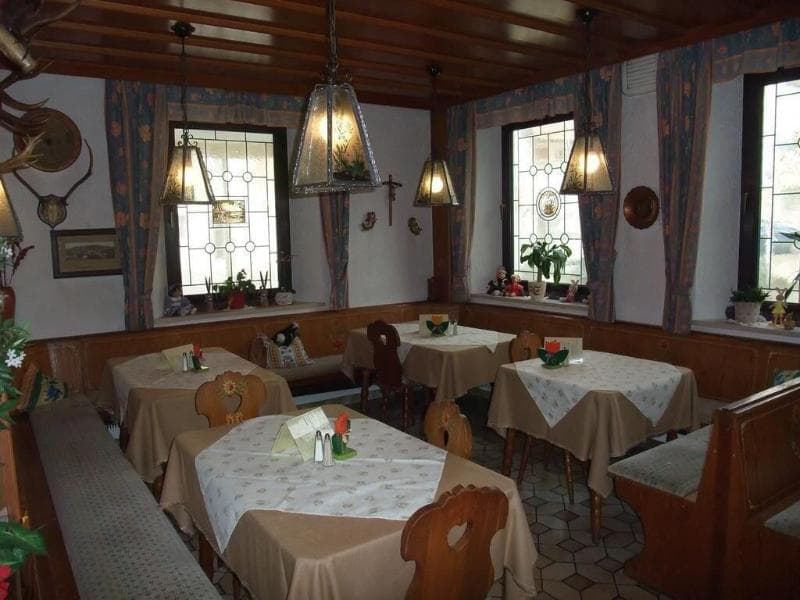 Gasthof-Pension Alte Post main
