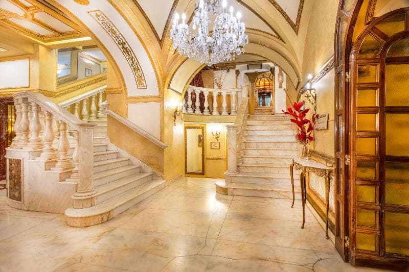Hotel Des Epoques 3