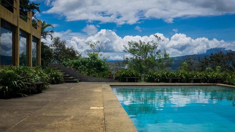 Lake Arenal Hotel & Brewery 3