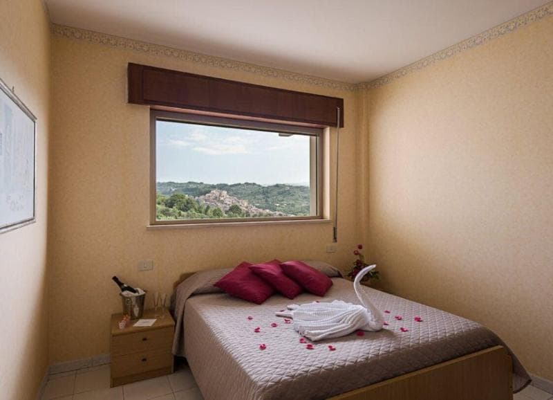Hotel Cremona main