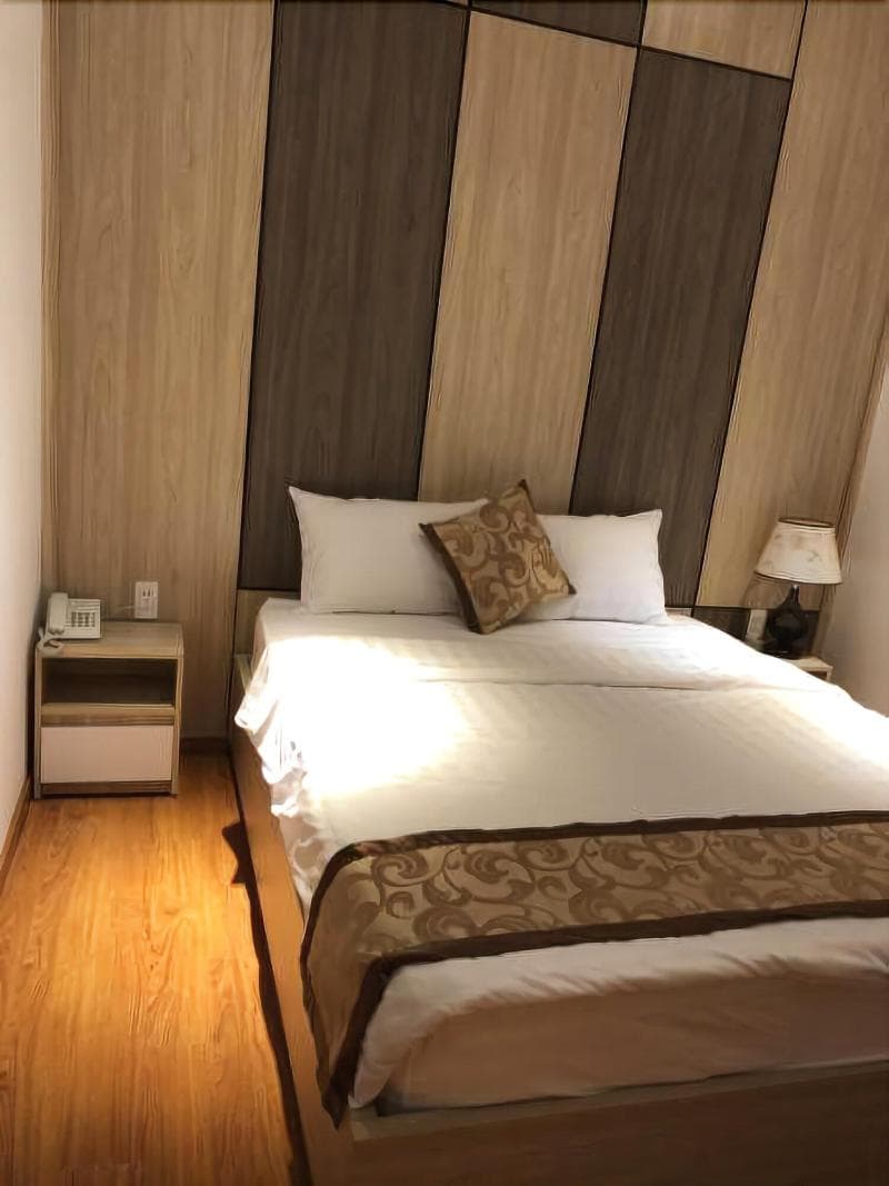 Phi Long Hotel 4