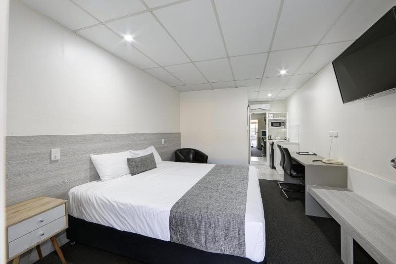 Chalet Motor Inn 2