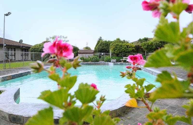 Airport Garden Inn Hotel & Conference Centre 3