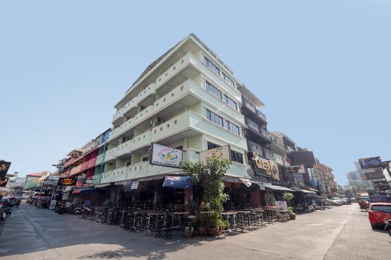 Billabong Hotel 4