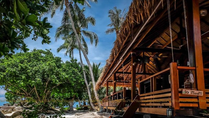 Ten Moons Lipe Resort 4