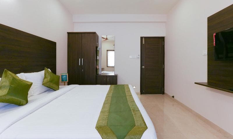 Treebo Trend Hi Line Apartments photo 1