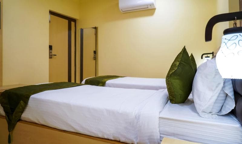 Treebo Hotel Oasis main