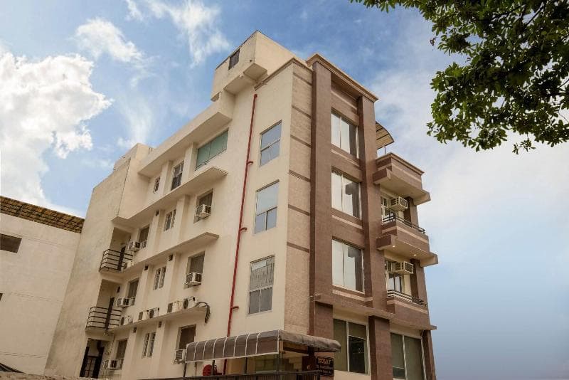 Mint Eclat Suites 5