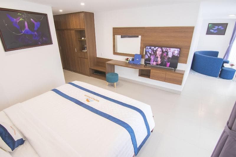 Mermaid Seaside Hotel 4