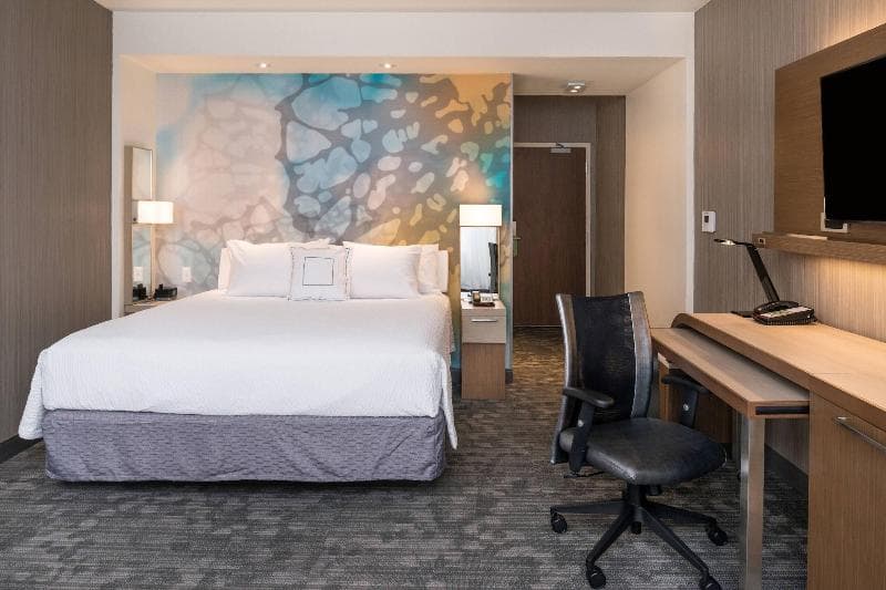 Courtyard By Marriott Detroit Farmington 5