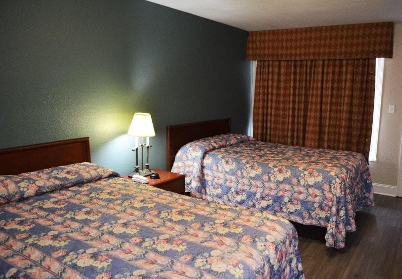 Budget Inn photo 1