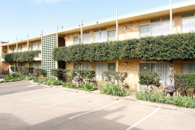 Queanbeyan Mid City Motor Inn 4