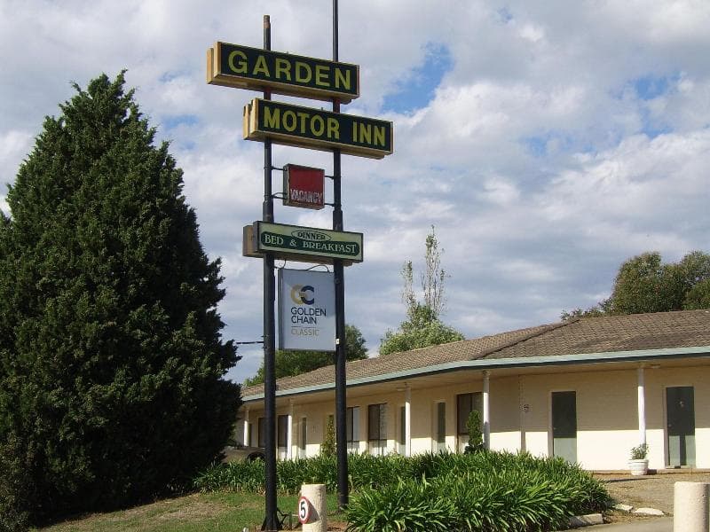 Garden Motor Inn photo 1