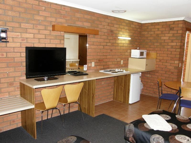 Shannon Motor Inn 4