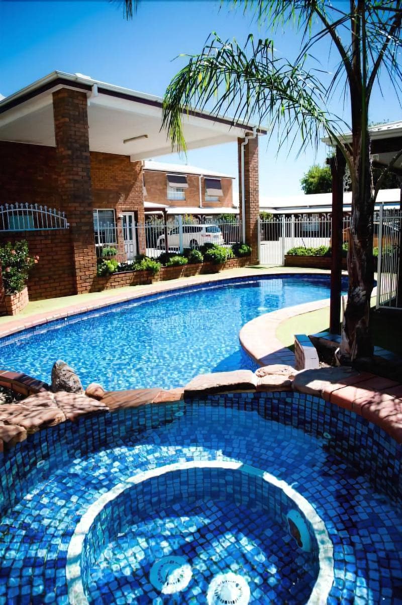 Charles Sturt Motor Inn main