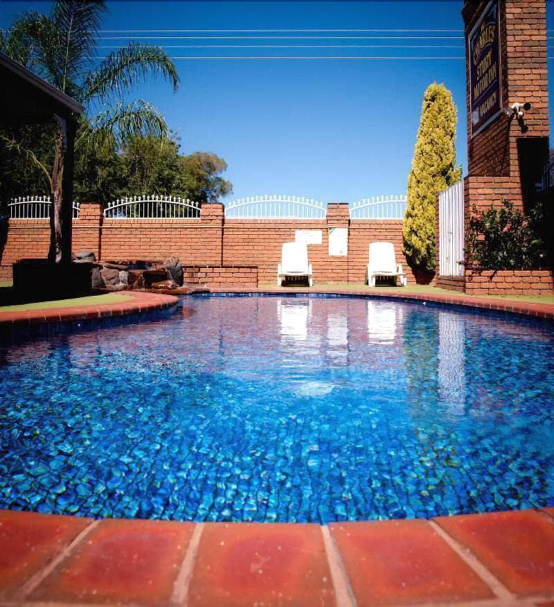 Charles Sturt Motor Inn 4