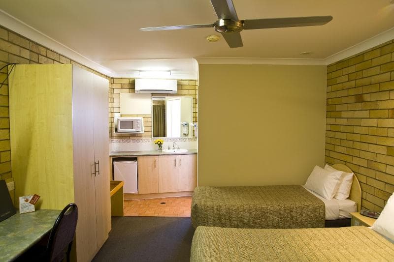 Starlight Motor Inn 4