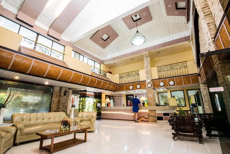 Family Country Hotel And Convention Centre 5